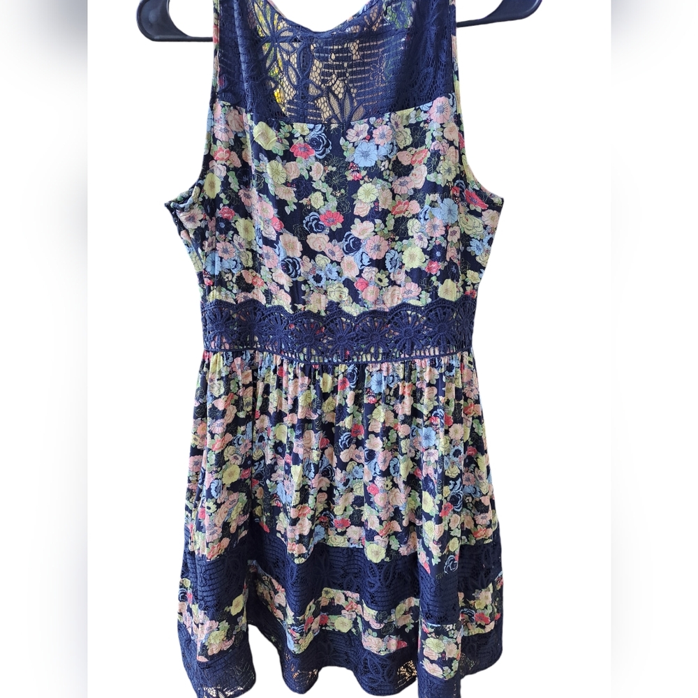 Lauren Conrad womens floral dress